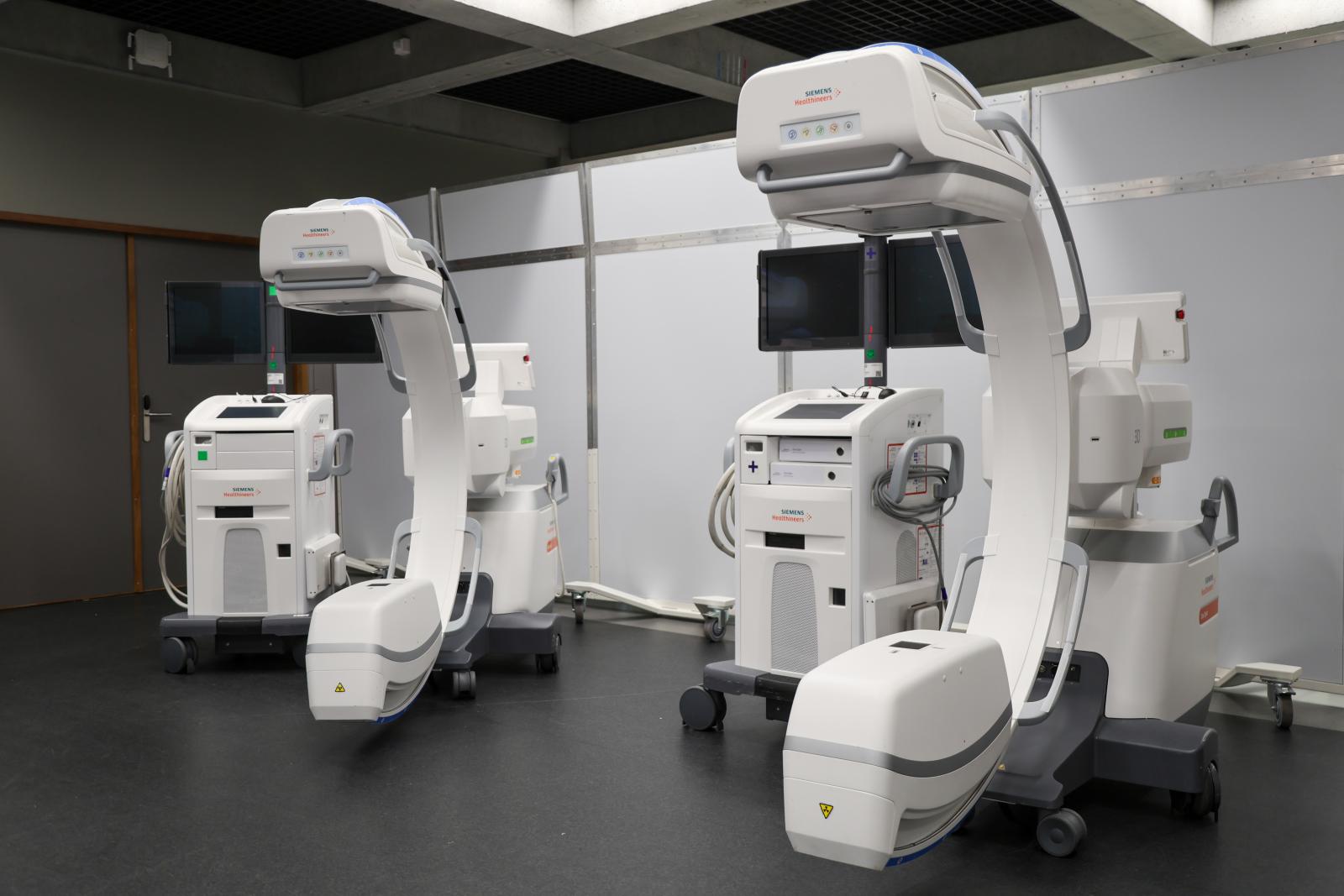 Siemens Healthineers_C-bogen-1